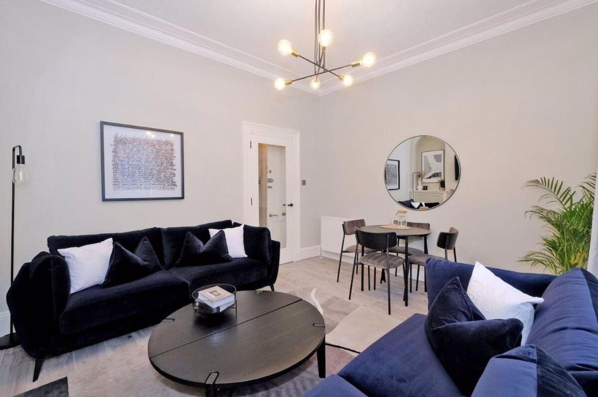 Granton Place *